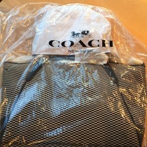Coach handbag NEW